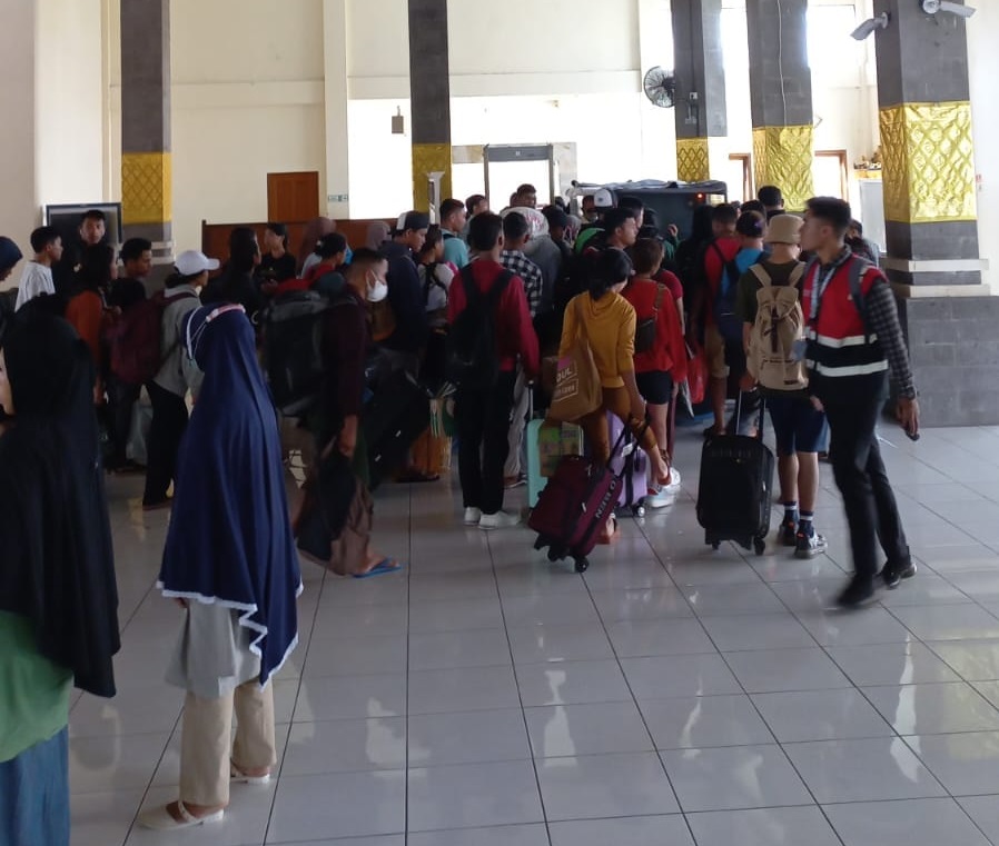 Pendataan penduduk pendatang di Benoa