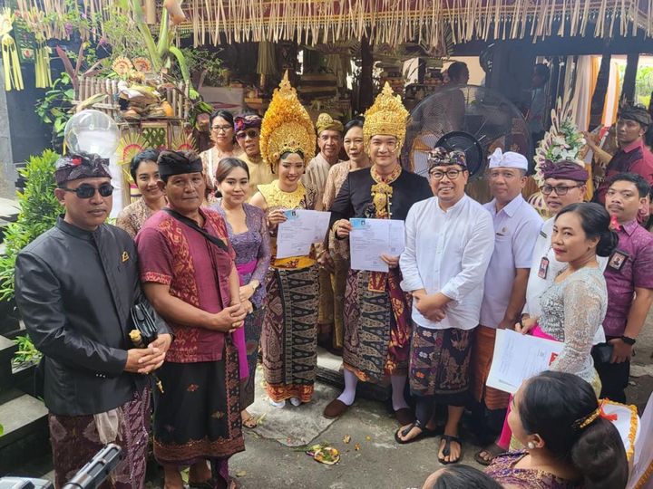 Jemput Bola Pencatatan Perkawinan Langsung Jadi di Kelurahan Padangsambian