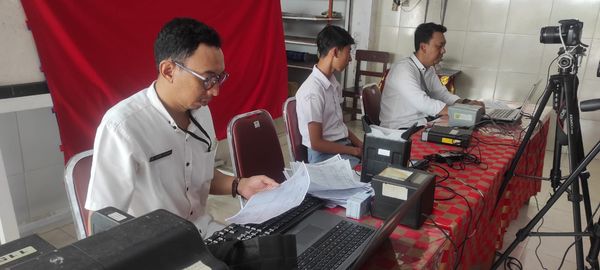 Kegiatan Perekaman KTP-el siswa dan siswi di SMA Harapan