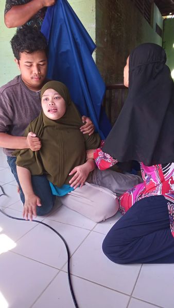 Kegiatan Jemput Bola perekaman warga sakit di Desa Dauh Puri Kauh 