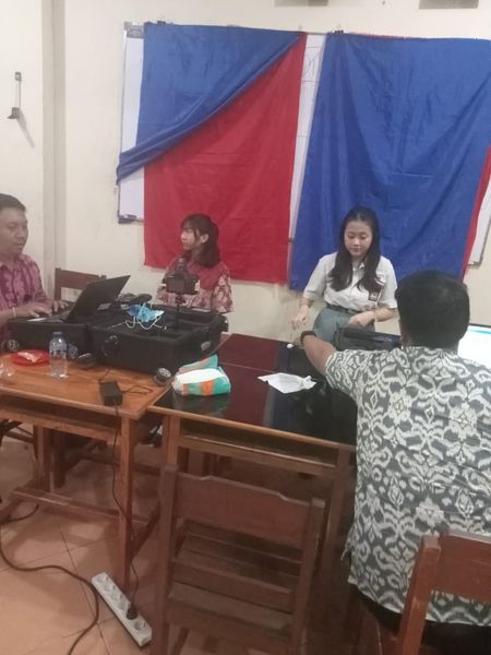 Kegiatan Jemput Bola perekaman KTP-el untuk siswa siswi di SMAK Harapan