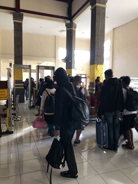 Penertiban penduduk di pelabuhan Benoa