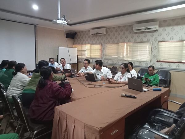 Aktivasi IKD (Identitas Kependudukan Digital) di Kantor Dinas Lingkungan Hidup dan Kehutanan, serta di Kantor Dewan Perwakilan Rakyat Daerah 