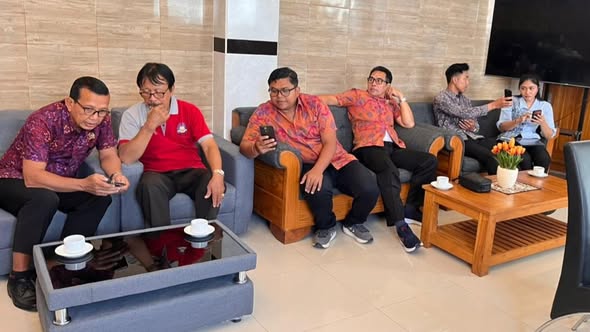 Jemput Bola Perekaman dan Cetak KTP-el serta Aktivasi IKD di SMK PGRI 3 Denpasar 